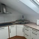 Helle, Ruhige Mit Balkon